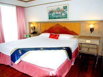 Rooks Holiday Hotel & Resort Mae Hong Son Exterior photo