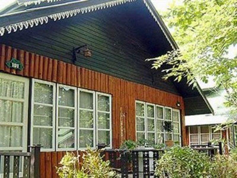 Rooks Holiday Hotel & Resort Mae Hong Son Exterior photo